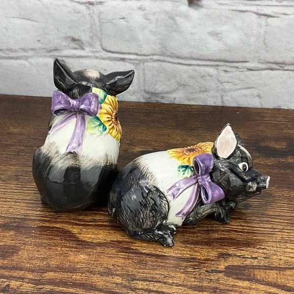 Otagiri Pig Salt and Pepper Shakers Stacked‎ Sunflower Purple Bow Ceramic - Picture 3 of 7
